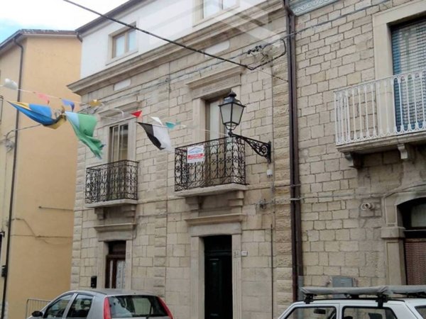 intera palazzina in vendita a Guardialfiera