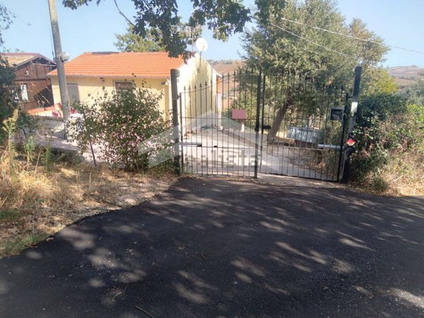 casa indipendente in vendita a Guardialfiera