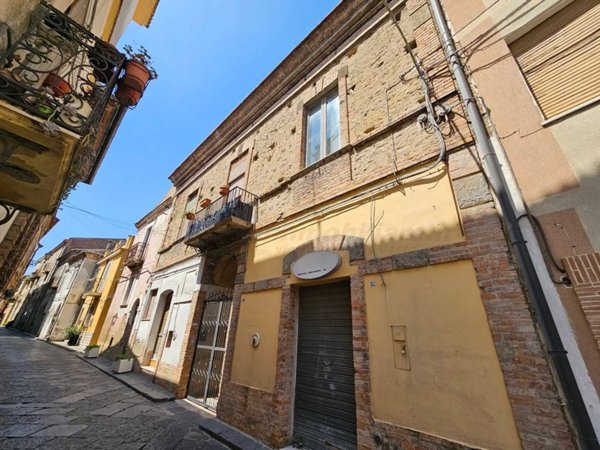 casa indipendente in vendita a Guglionesi
