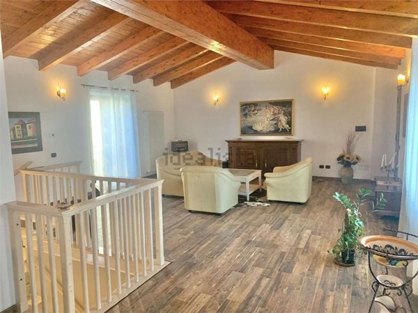 casa indipendente in vendita a Guglionesi
