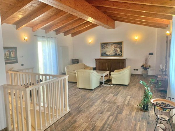 casa indipendente in vendita a Guglionesi