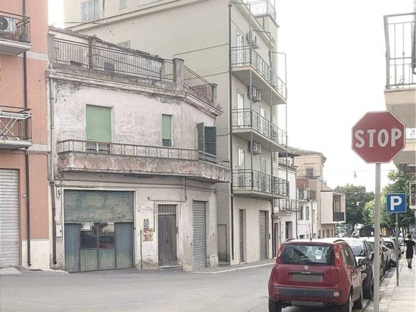 casa indipendente in vendita a Guglionesi