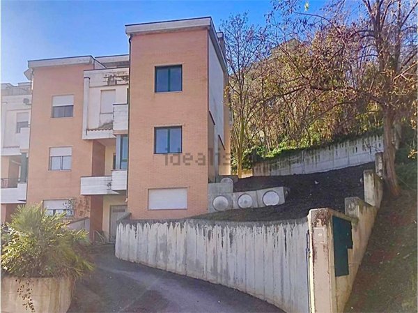 casa indipendente in vendita a Guglionesi