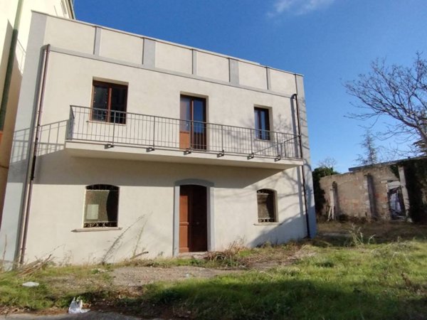 casa indipendente in vendita a Larino