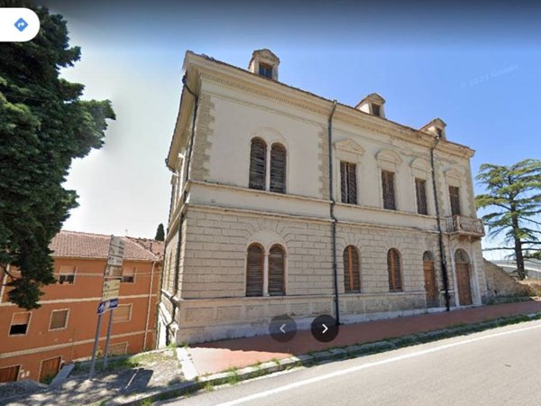 intera palazzina in vendita a Larino