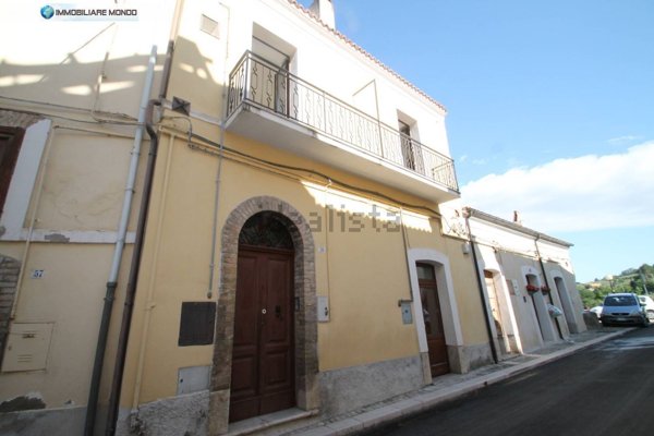 casa indipendente in vendita a Larino