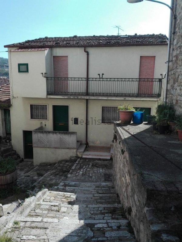 casa indipendente in vendita a Lucito