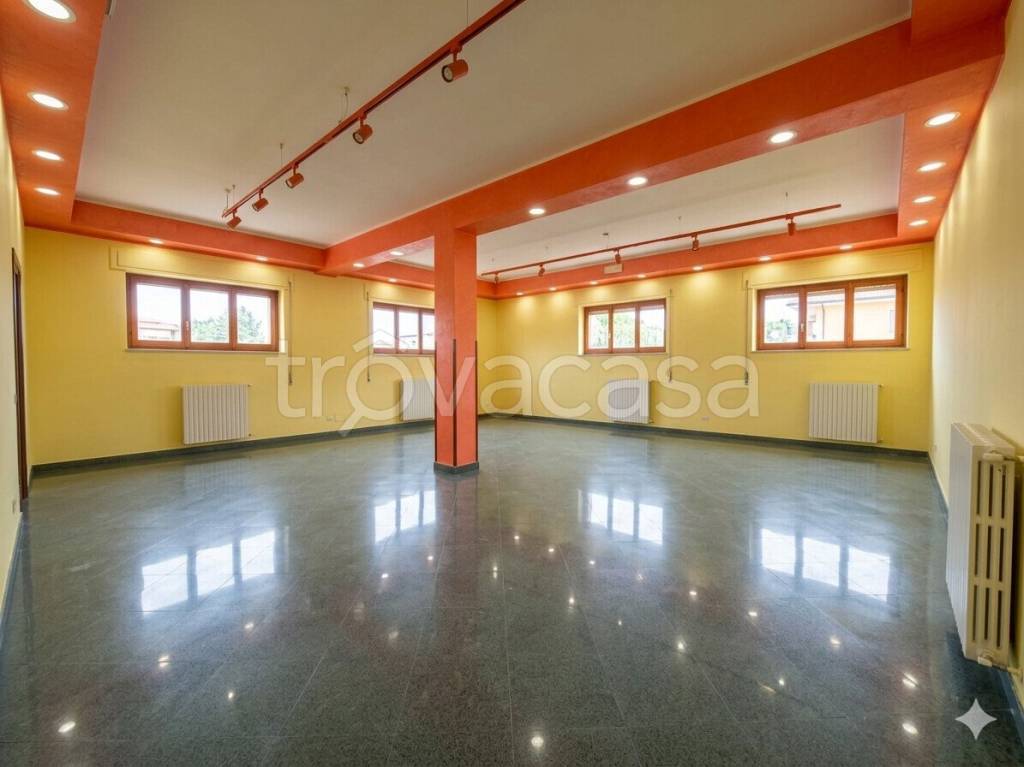 negozio in vendita a Matrice
