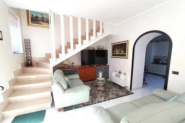 casa indipendente in vendita a Mirabello Sannitico