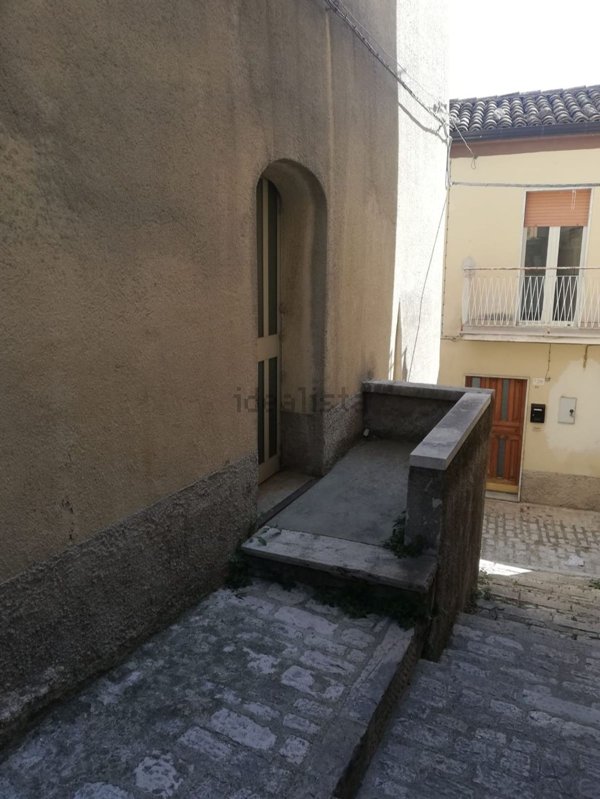 casa indipendente in vendita a Mirabello Sannitico