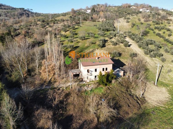 casa indipendente in vendita a Mirabello Sannitico