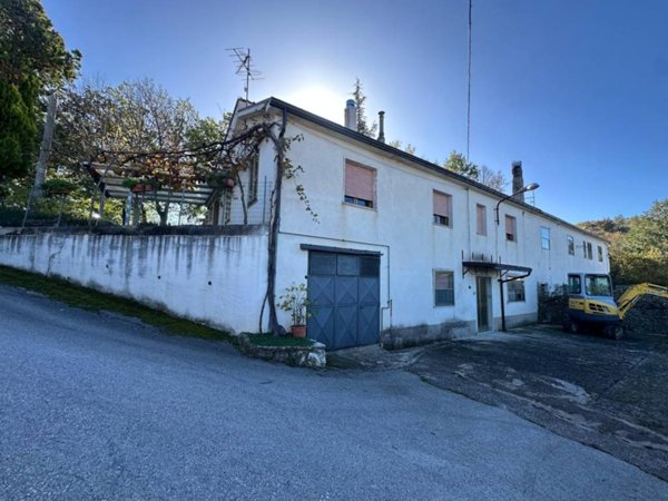 casa indipendente in vendita a Mirabello Sannitico
