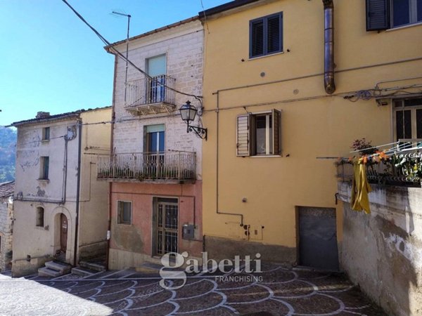 casa indipendente in vendita a Mirabello Sannitico