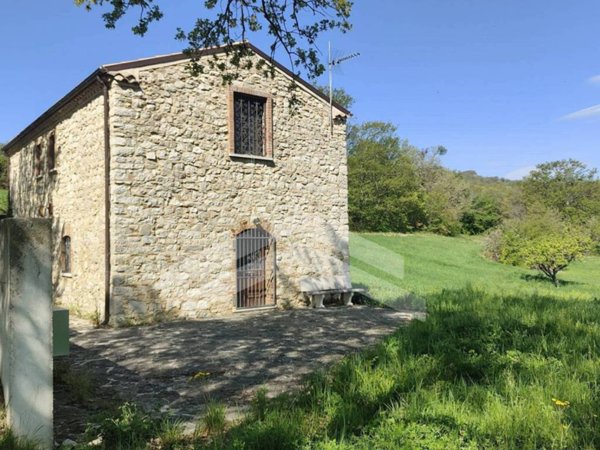 casa indipendente in vendita a Mirabello Sannitico