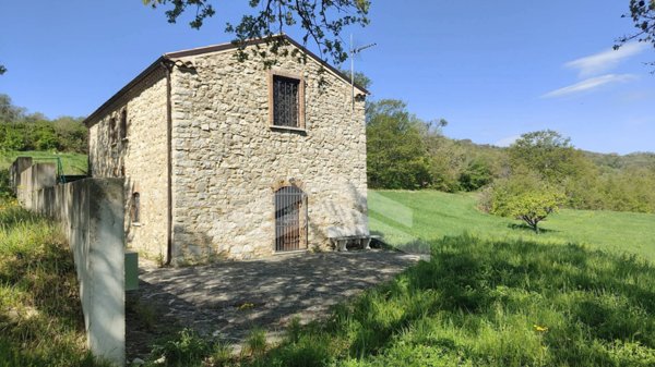 casa indipendente in vendita a Mirabello Sannitico
