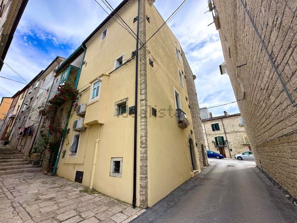 casa indipendente in vendita a Montagano