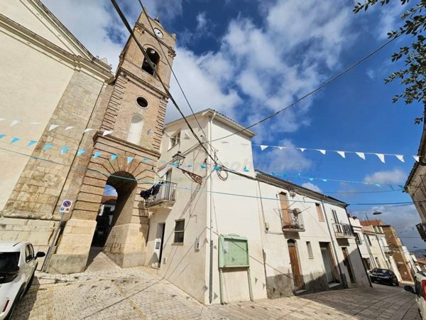 casa indipendente in vendita a Montecilfone