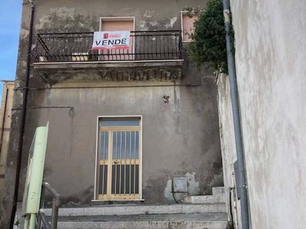 casa indipendente in vendita a Montecilfone