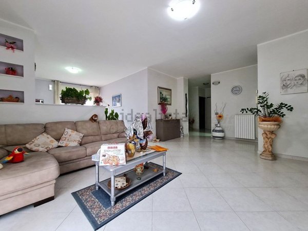 casa indipendente in vendita a Montecilfone