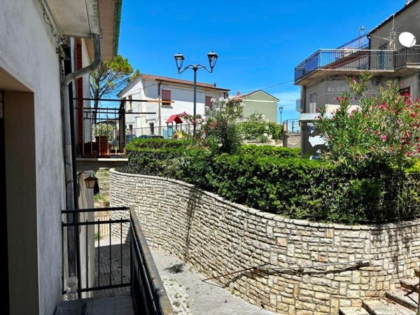 appartamento in vendita a Montemitro