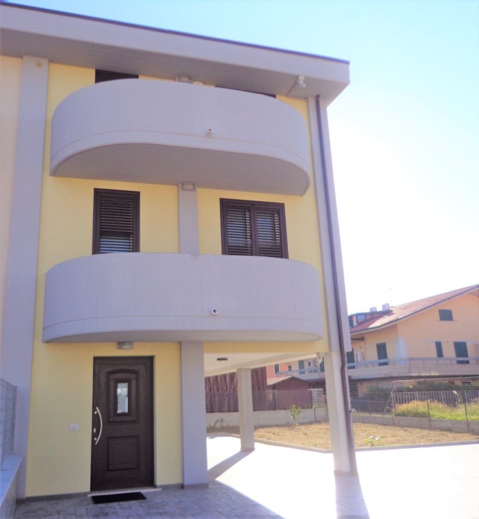 casa indipendente in vendita a Montenero di Bisaccia