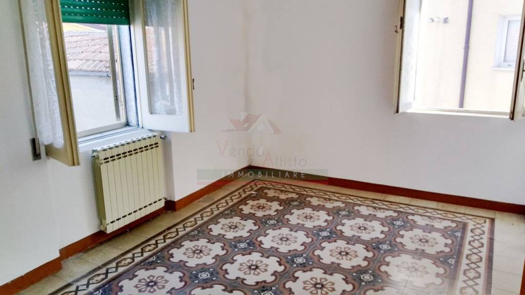 casa indipendente in vendita a Montenero di Bisaccia