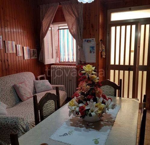 casa indipendente in vendita a Montenero di Bisaccia