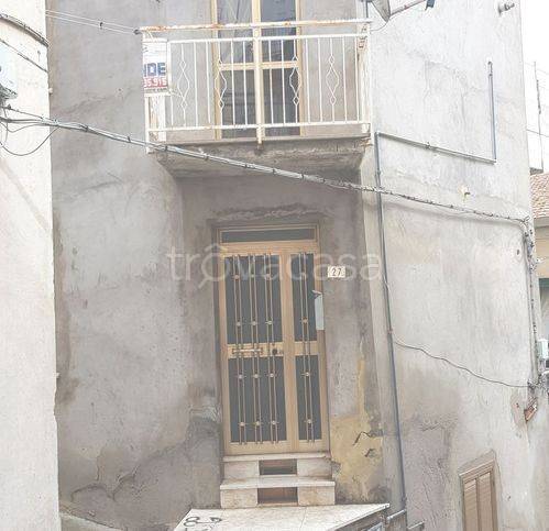 casa indipendente in vendita a Montenero di Bisaccia