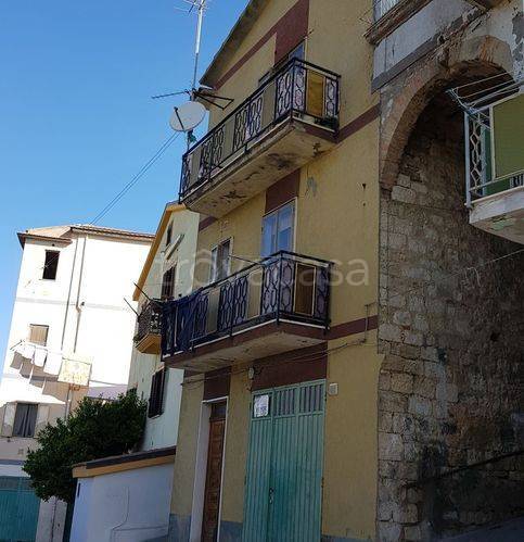 casa indipendente in vendita a Montenero di Bisaccia