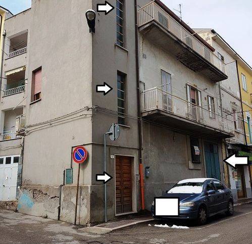 casa indipendente in vendita a Montenero di Bisaccia