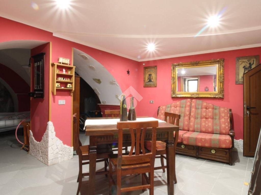 casa indipendente in vendita a Montenero di Bisaccia