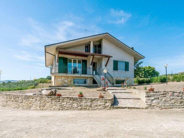 casa indipendente in vendita a Montenero di Bisaccia