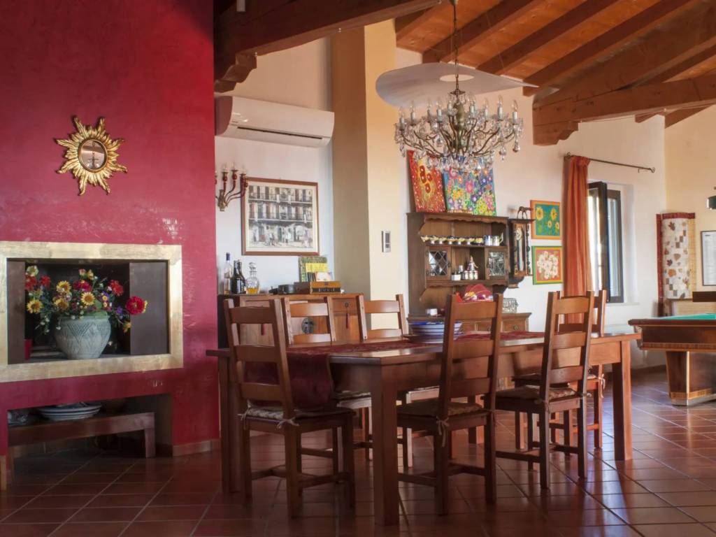 casa indipendente in vendita a Montenero di Bisaccia