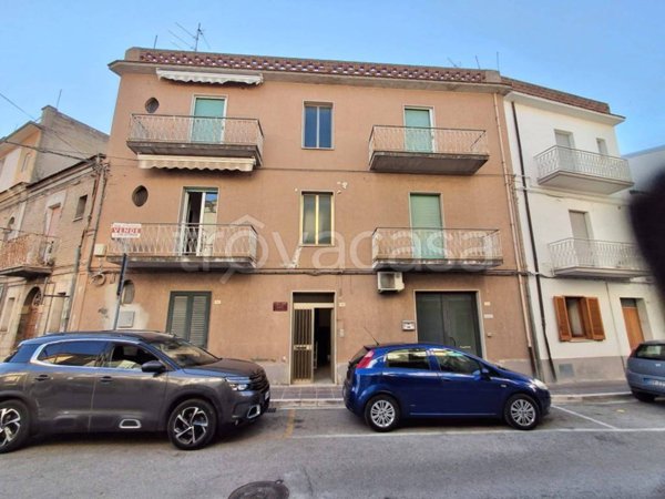 casa indipendente in vendita a Montenero di Bisaccia