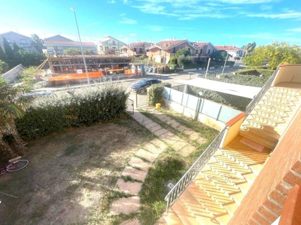 casa indipendente in vendita a Montenero di Bisaccia