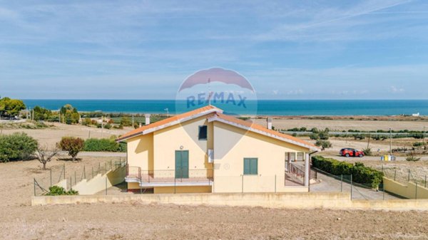 casa indipendente in vendita a Montenero di Bisaccia