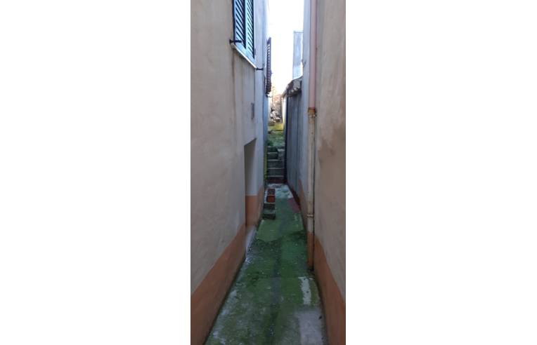 casa indipendente in vendita a Montenero di Bisaccia