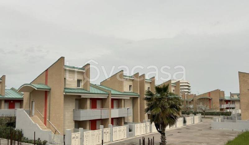 negozio in vendita a Montenero di Bisaccia