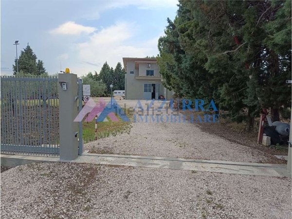 casa indipendente in vendita a Montenero di Bisaccia