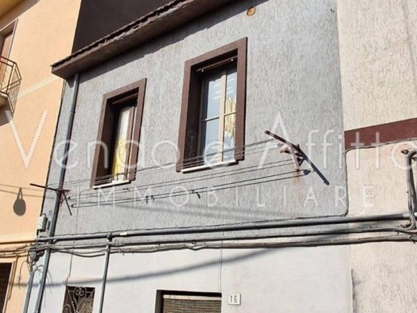 casa indipendente in vendita a Montenero di Bisaccia