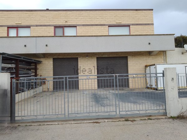 ufficio in vendita a Montenero di Bisaccia