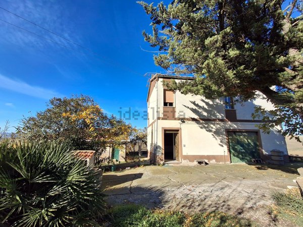 casa indipendente in vendita a Montenero di Bisaccia