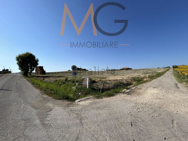 terreno edificabile in vendita a Montenero di Bisaccia