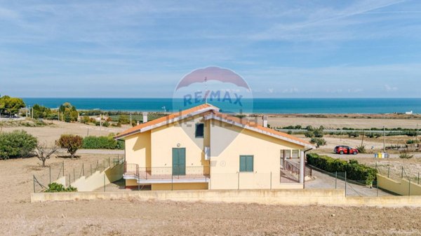 casa indipendente in vendita a Montenero di Bisaccia