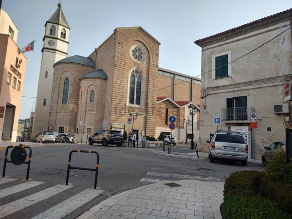 casa semindipendente in vendita a Montenero di Bisaccia