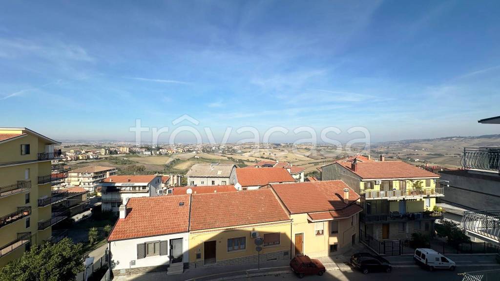 appartamento in vendita a Montenero di Bisaccia