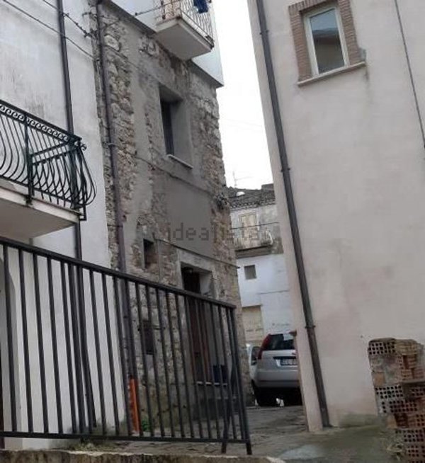 appartamento in vendita a Montenero di Bisaccia