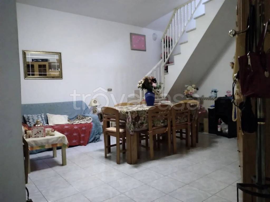 casa indipendente in vendita a Montenero di Bisaccia