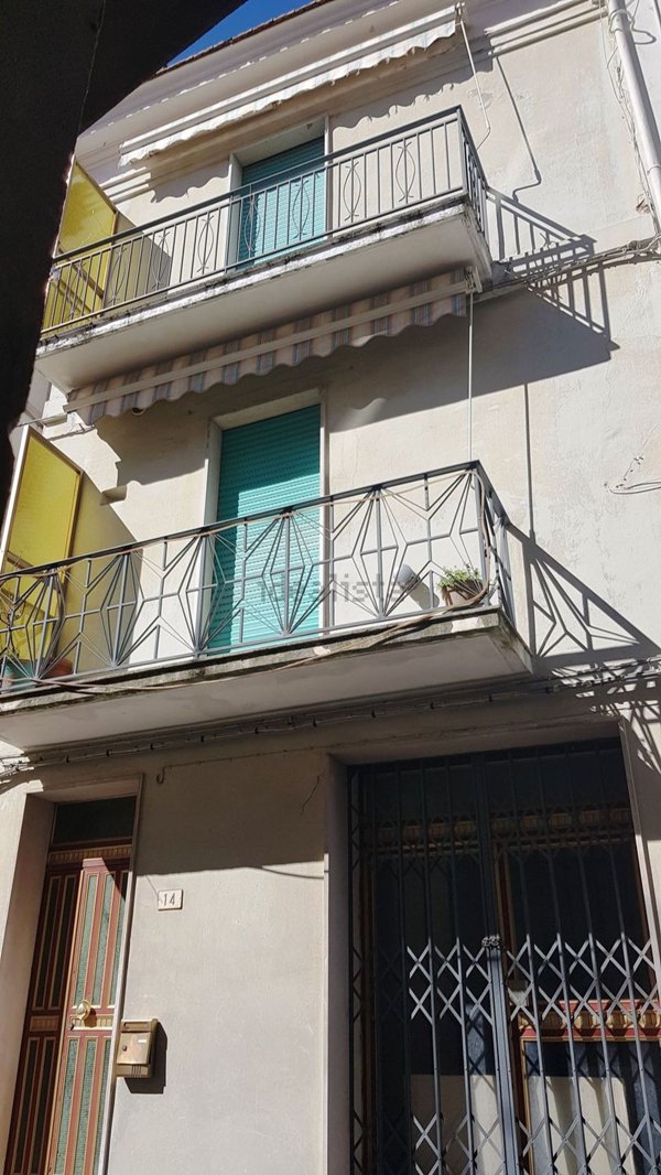casa semindipendente in vendita a Montenero di Bisaccia