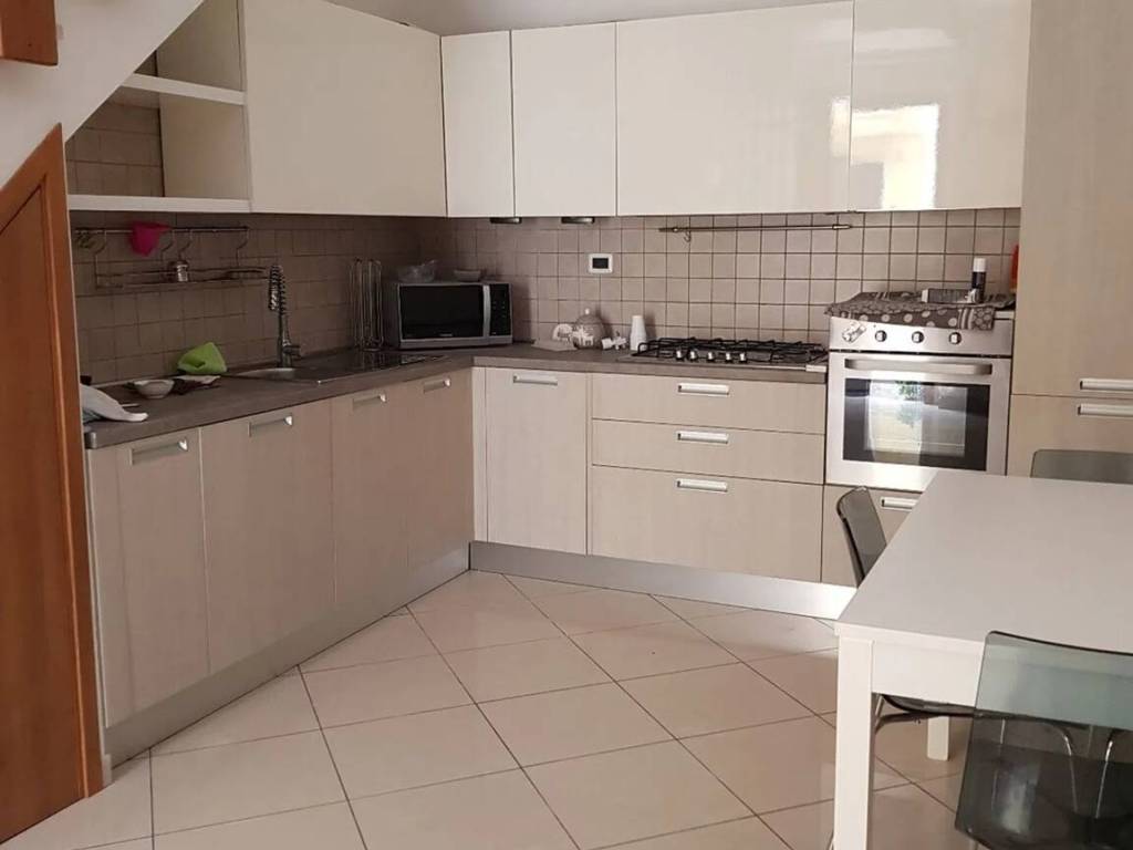 casa indipendente in vendita a Montenero di Bisaccia